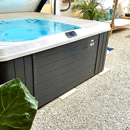 Le Grenier - De Charme La Rochelle *